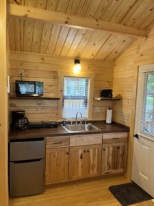 Deluxe cabin kitchenette